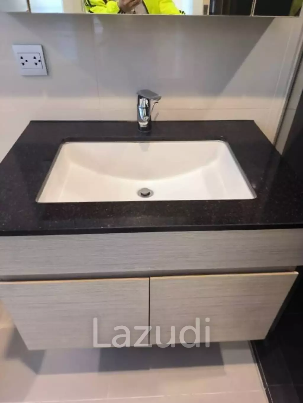 1 Bedroom 1 Bathroom 47 SQ.M at Via Botani
