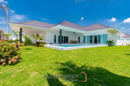 3 Bed 3 Bath 228.26 SQ.M Aria 3 Hua Hin