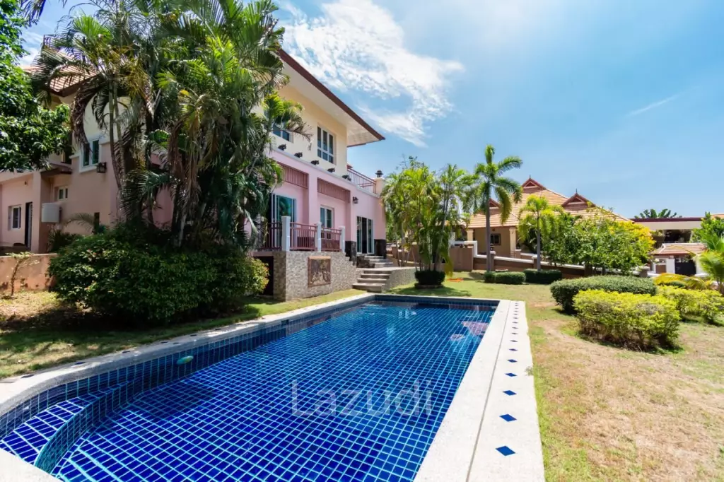 EMERALD HEIGHTS VILLAGE : 2 bed 2 storey panoramic views