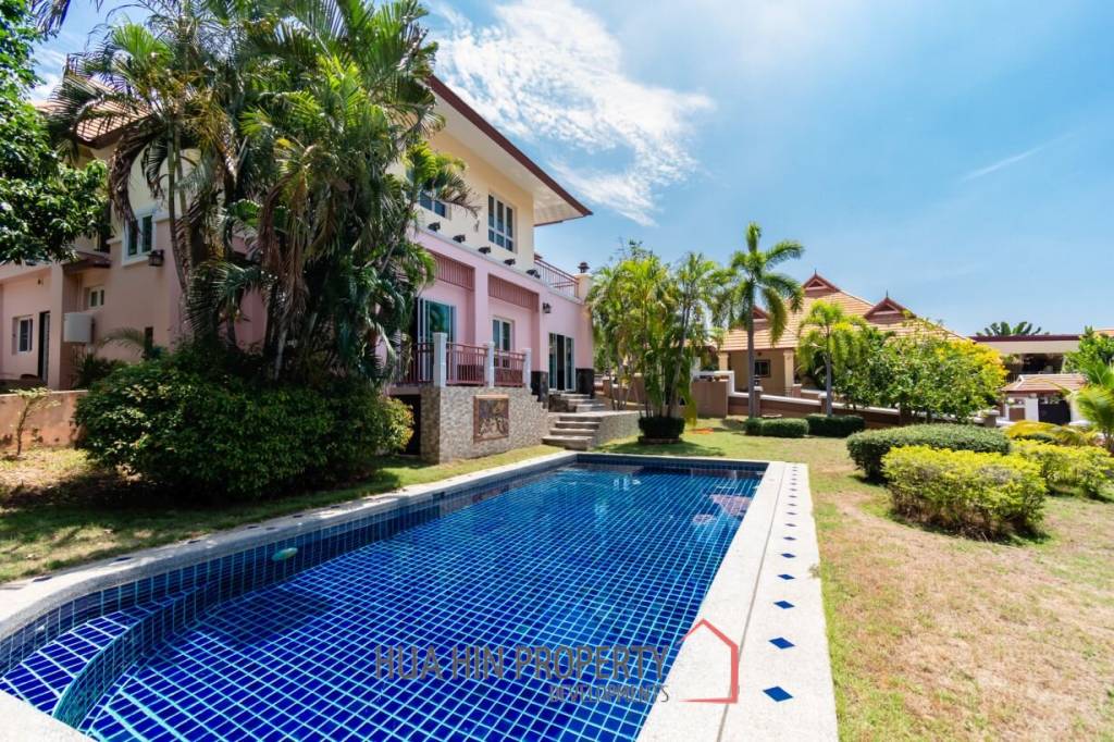 EMERALD HEIGHTS VILLAGE : 2 bed 2 storey panoramic views