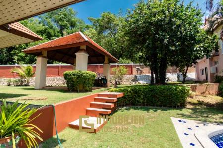 640 metro cuadrado 3 ` 3 Baño Villa de Venta