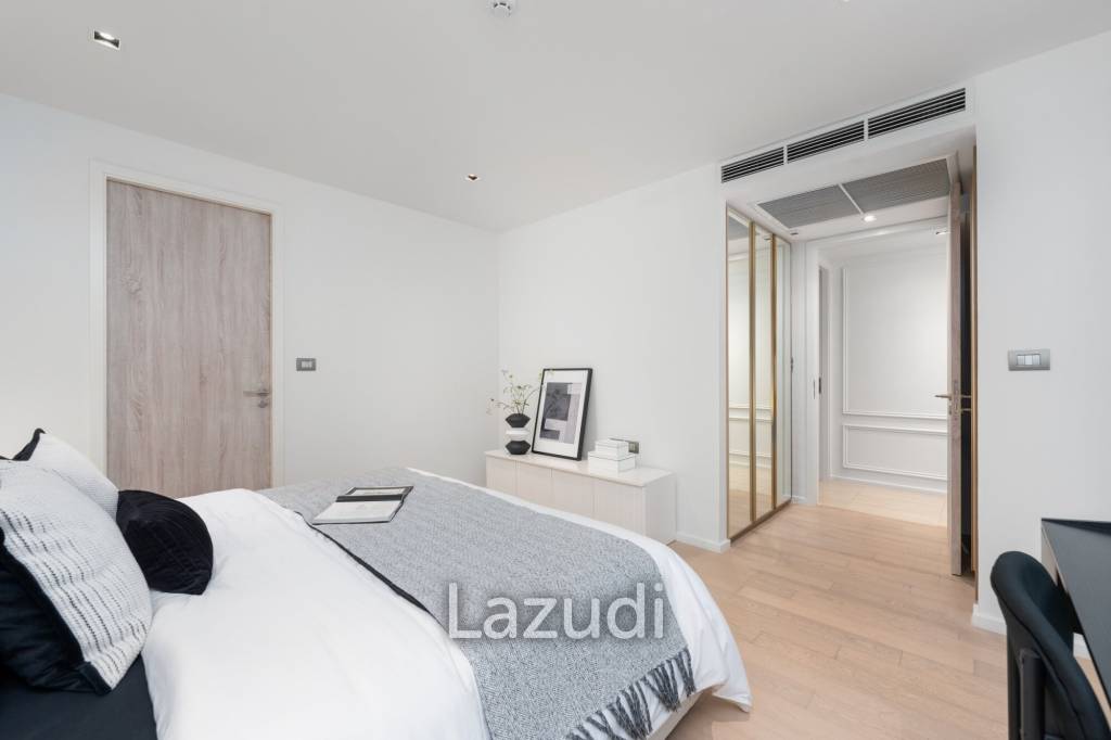 3 Bed 3 Bath 101.99 SQ.M Craft Ploenchit