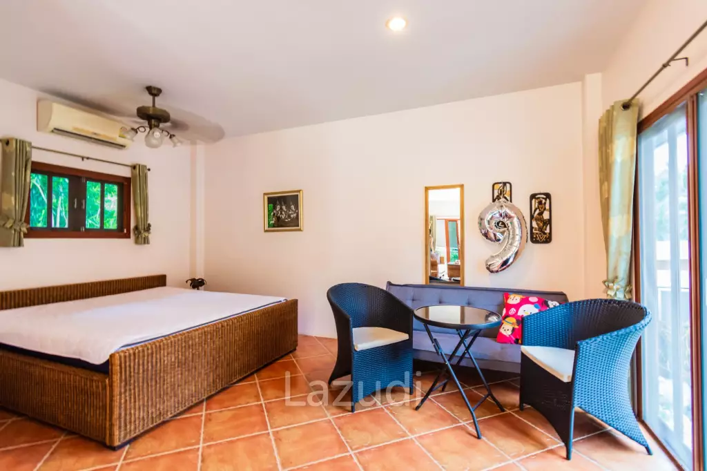 Great Price 4 Bed Pool Vila on large land plot