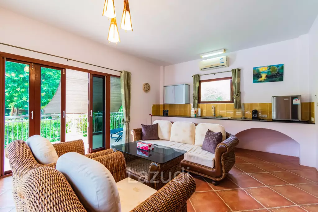 Great Price 4 Bed Pool Vila on large land plot