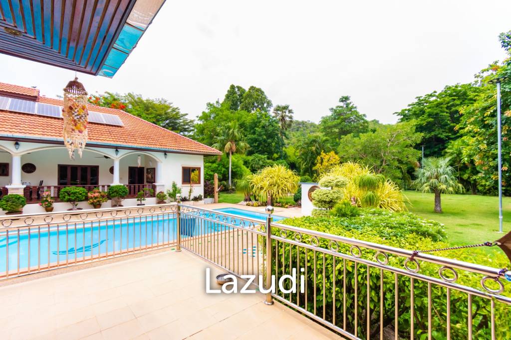 Great Price 4 Bed Pool Vila on large land plot