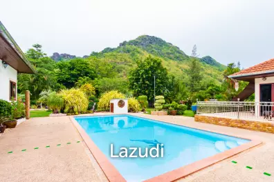 Great Price 4 Bed Pool Vila on large land plot