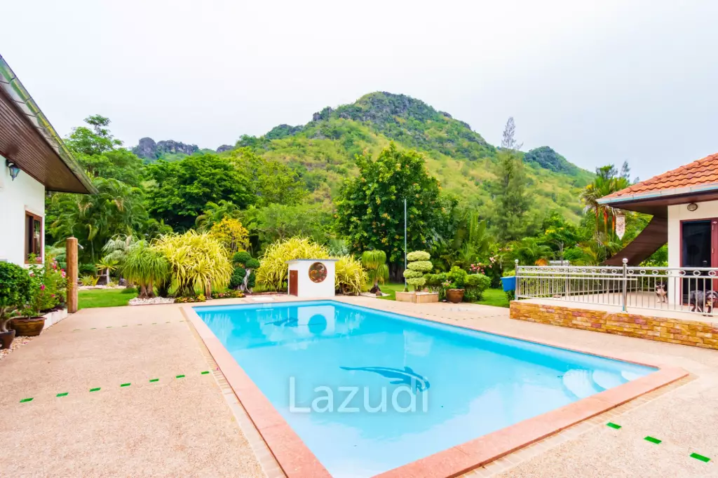 Great Price 4 Bed Pool Vila on large land plot