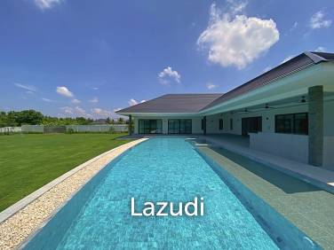 4 Bed 4 Bath Villa For Sale