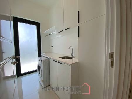 4 Bed 4 Bath Fully Furnished New Pool Villa For Sale on 2 Rai