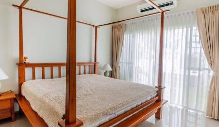 Elegant 2-Bedroom Townhouse in Choeng Thale, Phuket