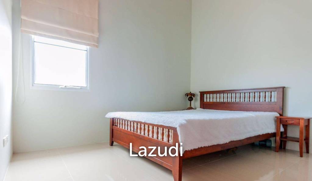 Elegant 2-Bedroom Townhouse in Choeng Thale, Phuket