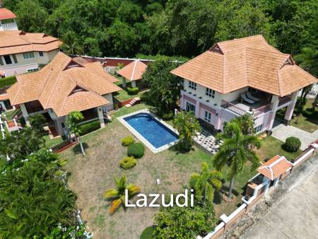 EMERALD HEIGHTS VILLAGE : 2 house on large land plot with panoramic views