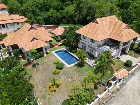 EMERALD HEIGHTS VILLAGE : 2 houses on large land plot with panoramic views