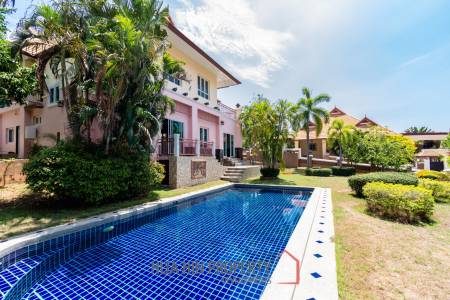 EMERALD HEIGHTS VILLAGE : 2 houses on large land plot with panoramic views