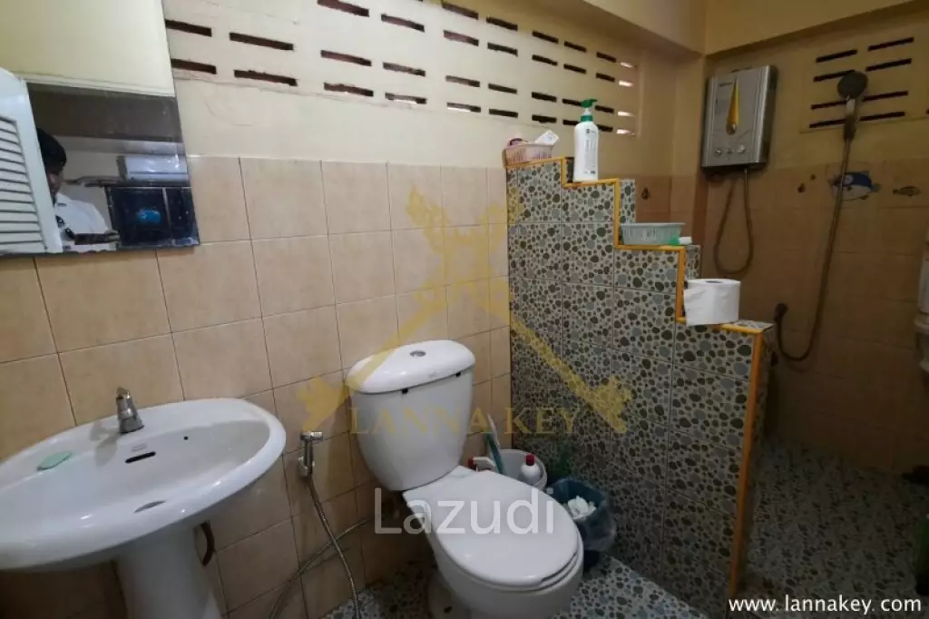 Nice House in City for Sale