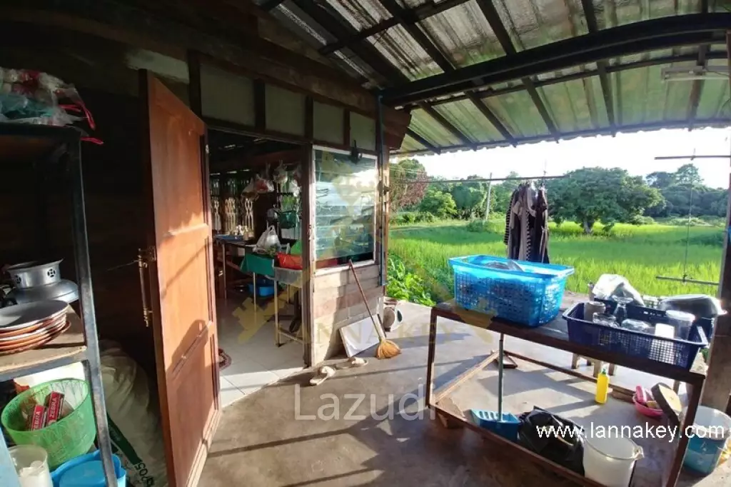 House with stunning views next to Happy City golf course