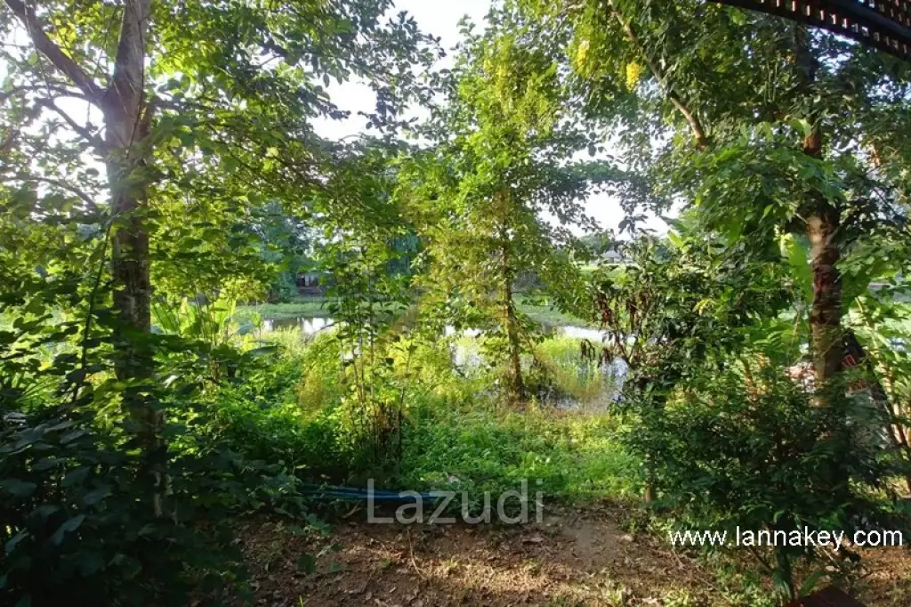 House with stunning views next to Happy City golf course