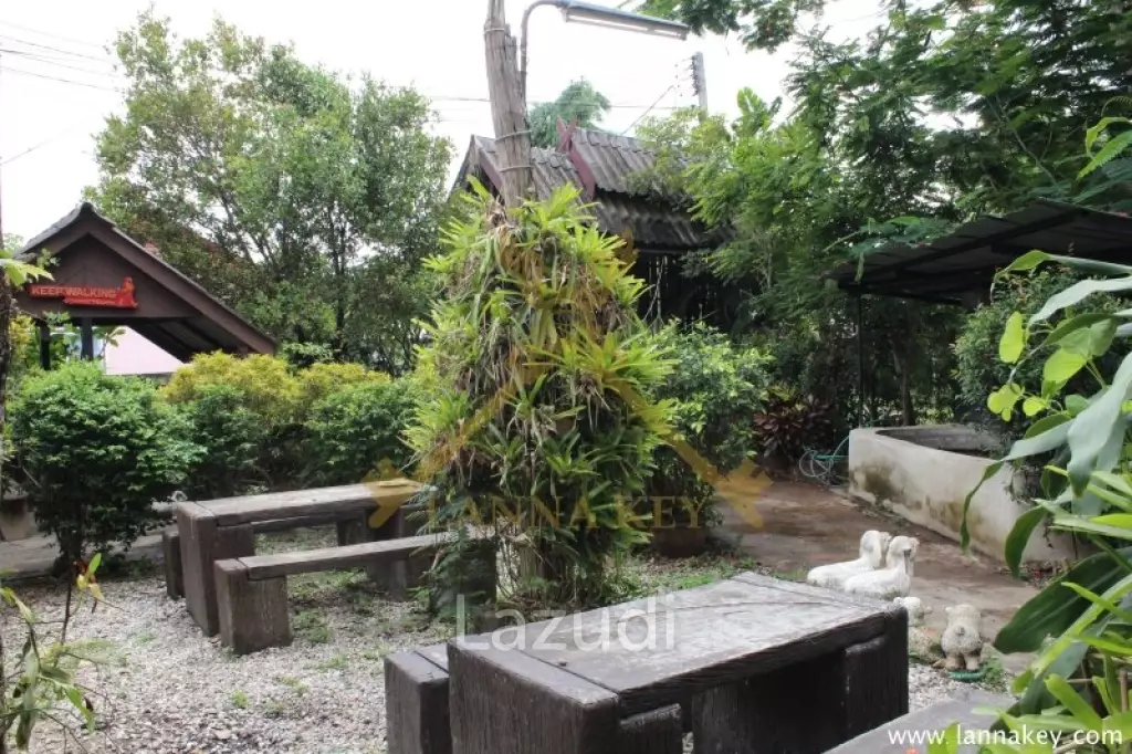 Nice Location House with 1-2-0 rai of Land