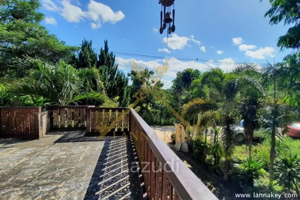 Beautiful 3 bedrooms House near City for Sale
