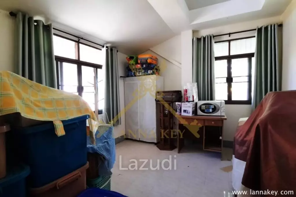 Beautiful 3 bedrooms House near City for Sale