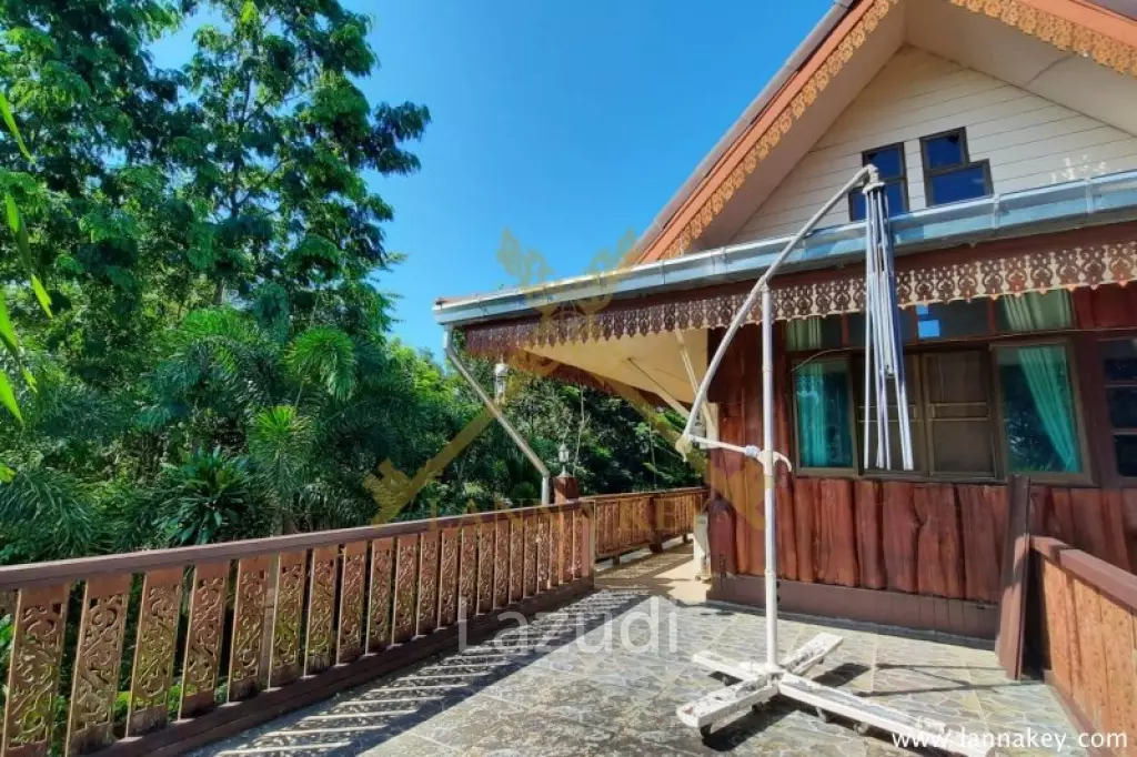 Beautiful 3 bedrooms House near City for Sale