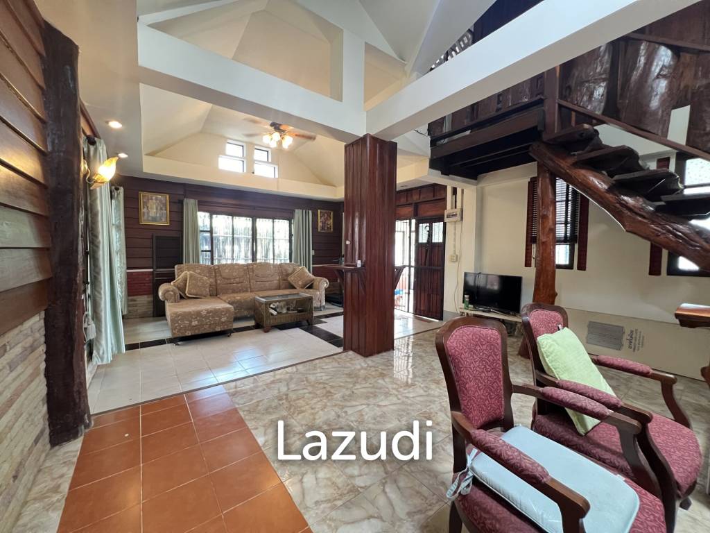 Beautiful 3 bedrooms House near City for Sale