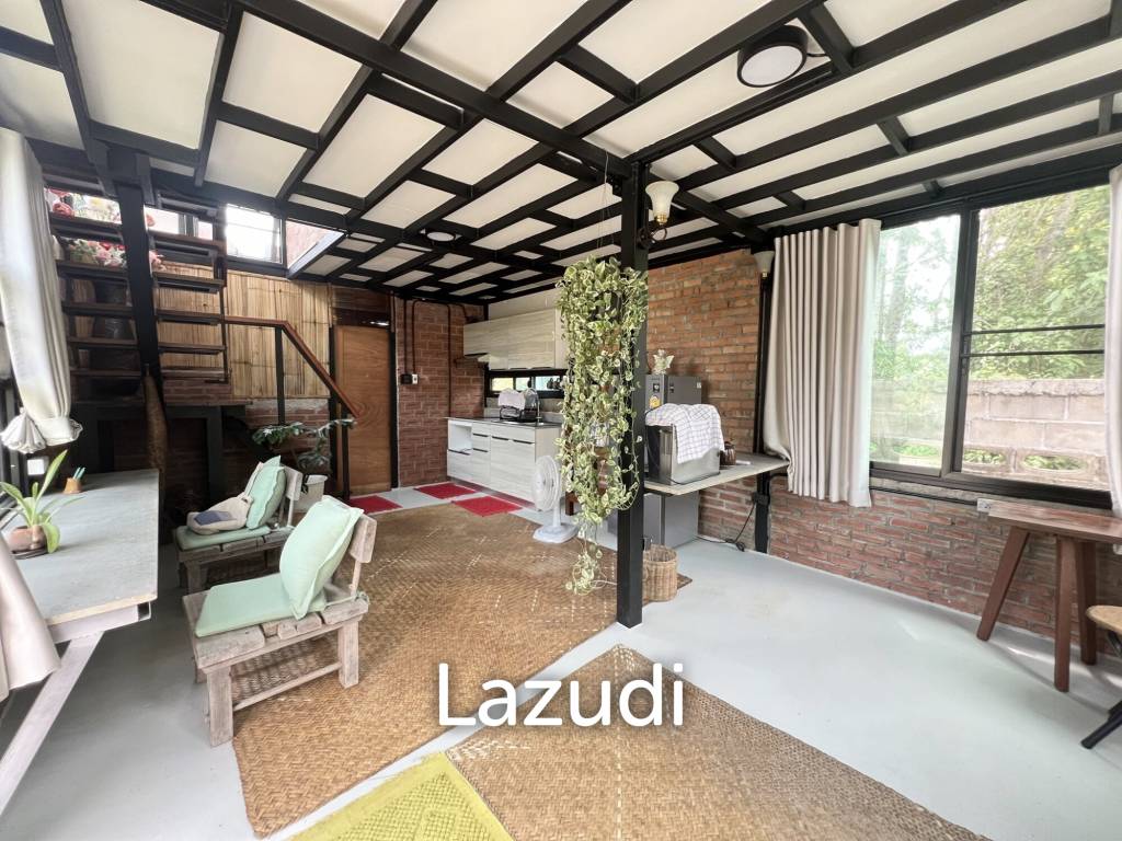 Beautiful 3 bedrooms House near City for Sale