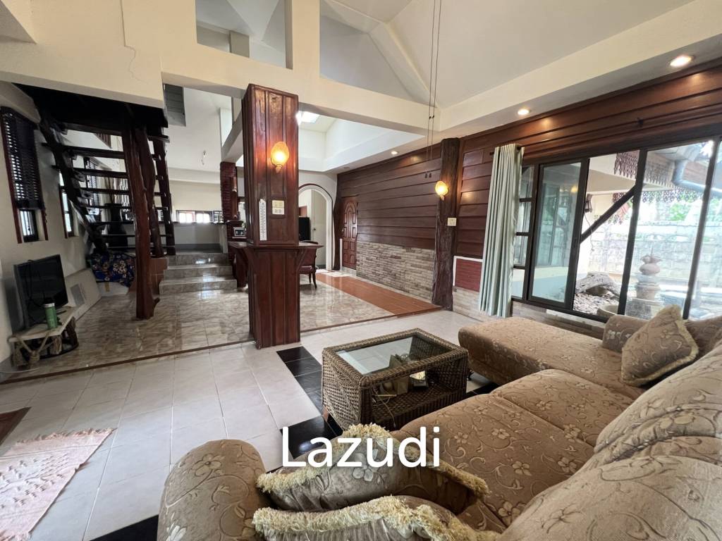 Beautiful 3 bedrooms House near City for Sale