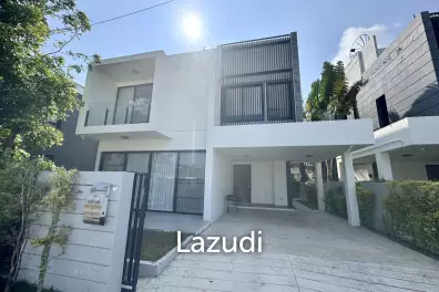Contemporary Pool Villa in the Laguna - 5 beds/5 baths