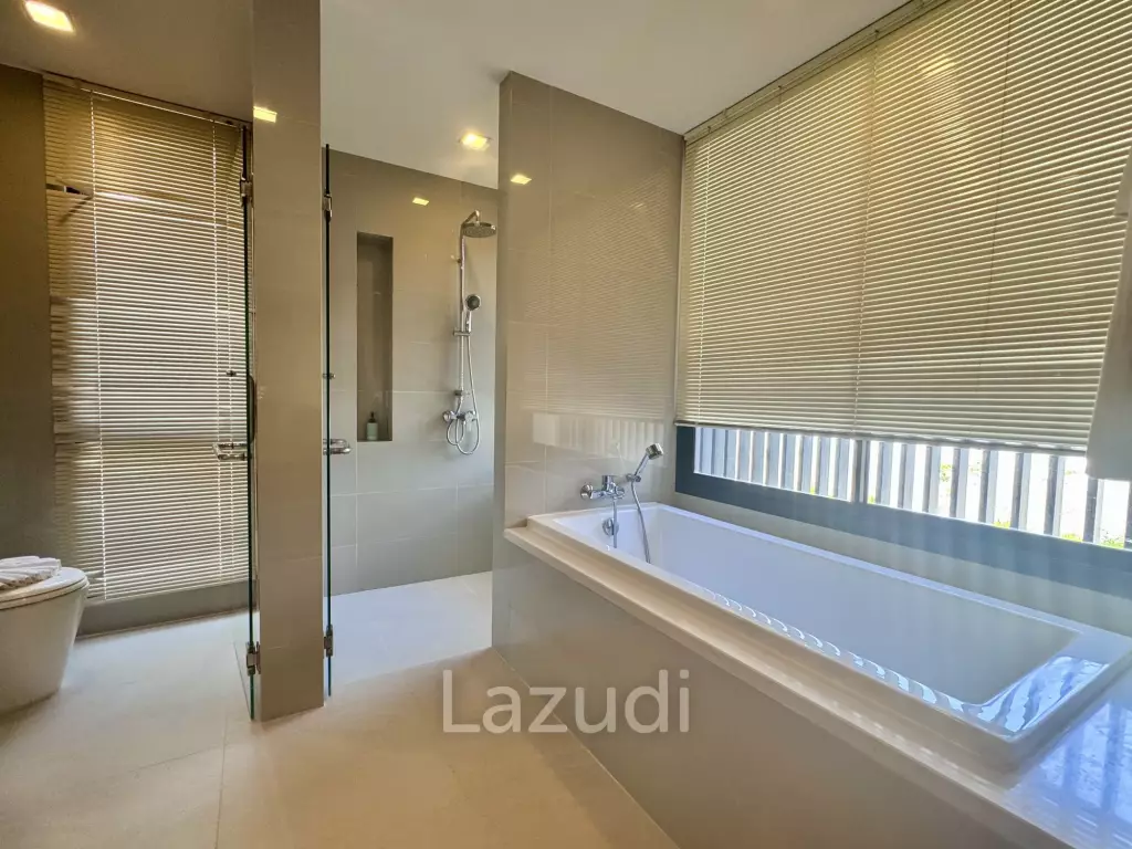 Contemporary Pool Villa in the Laguna - 5 beds/5 baths