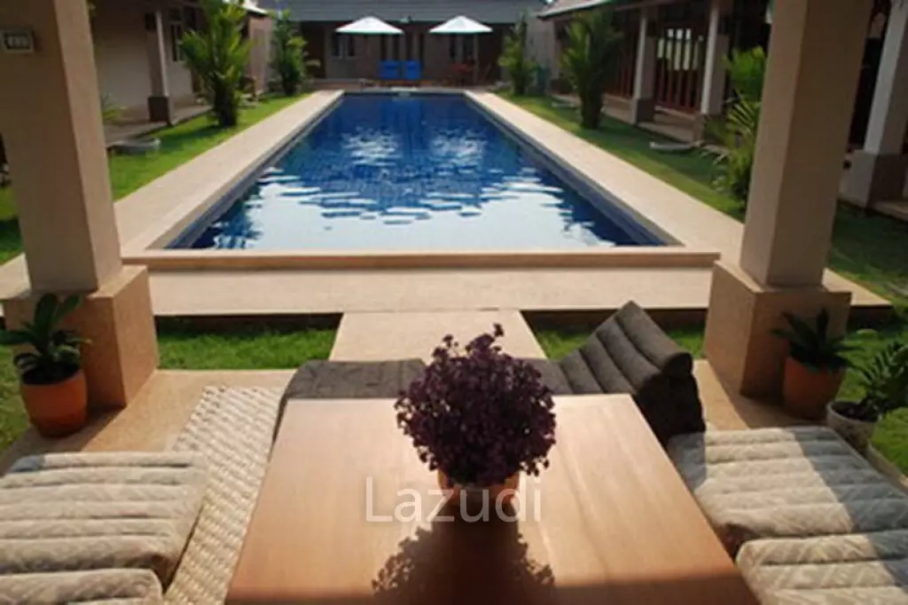 5 Bed 6 Bath 341 SQ.M Lanna Pool Villa