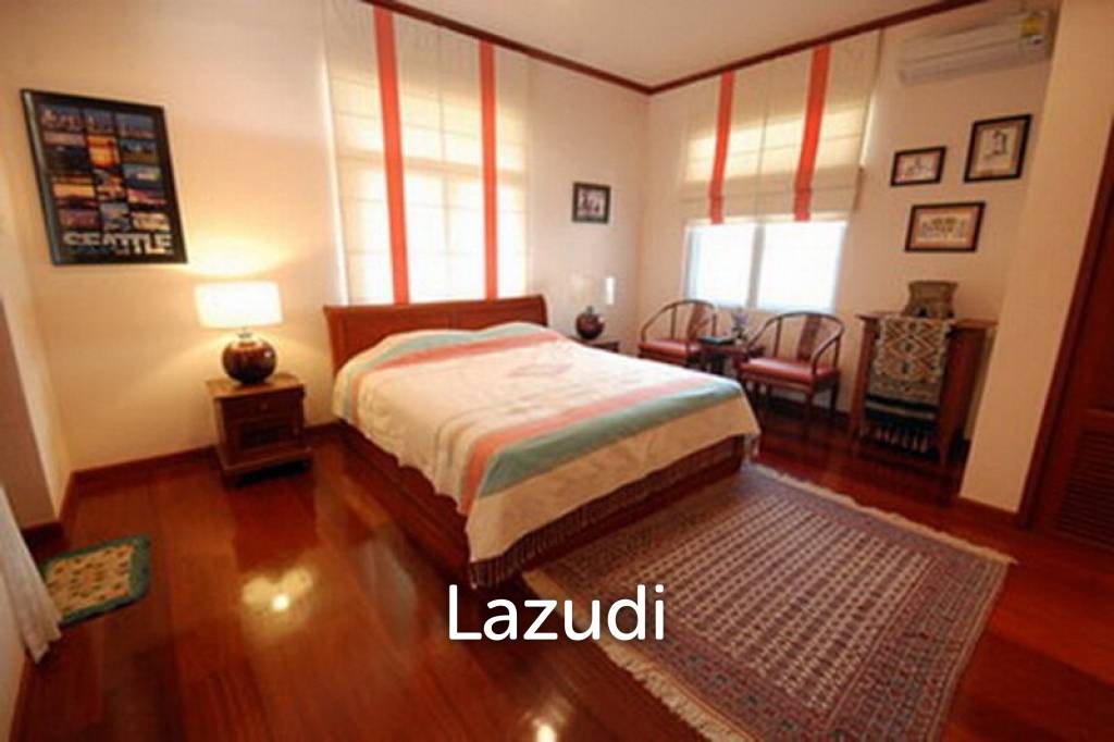 5 Bed 6 Bath 341 SQ.M Lanna Pool Villa