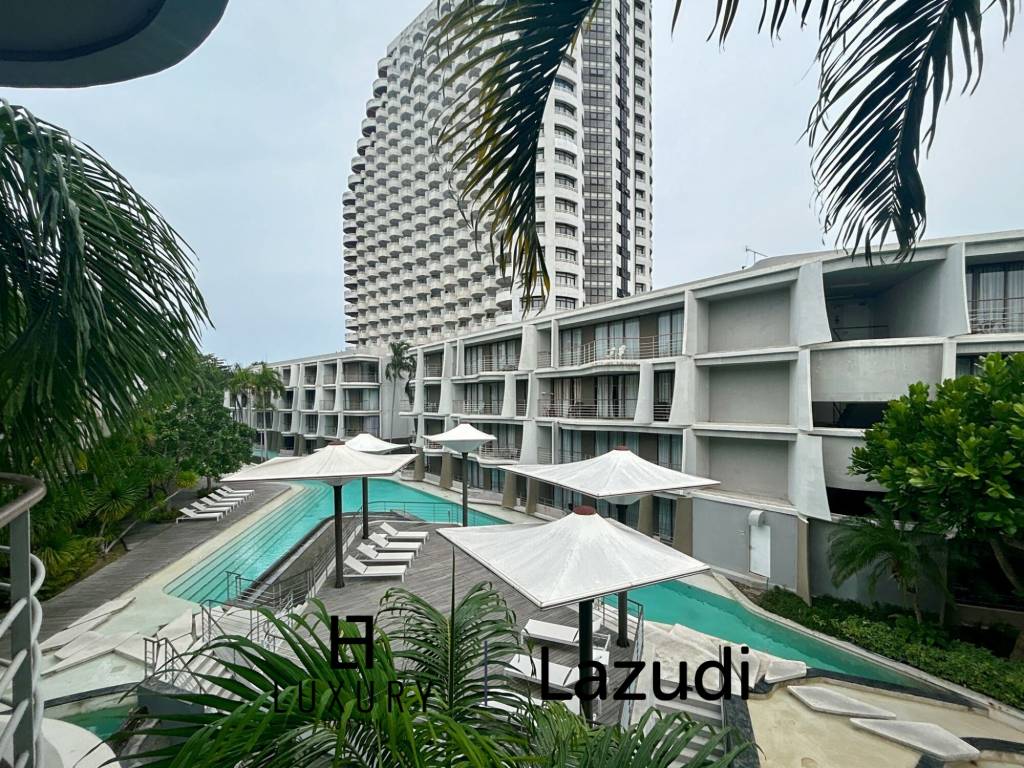 BAAN SANKRAAM : Stunning 1 Bed Pool View Condo