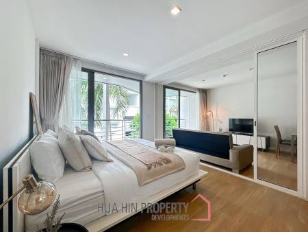 BAAN SANKRAAM : Stunning 1 Bed Pool View Condo
