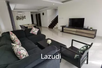Pool Villa 5 beds/5 baths in Laguna