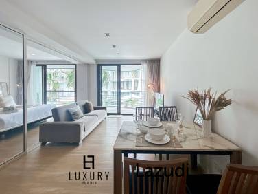 BAAN SANKRAAM : Stunning 1 Bed Pool View Condo