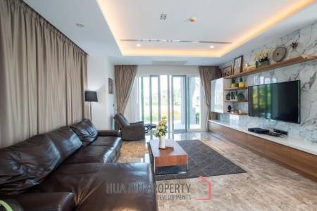 Black Mountain : Luxurious stately villa in Hin Lek Fai