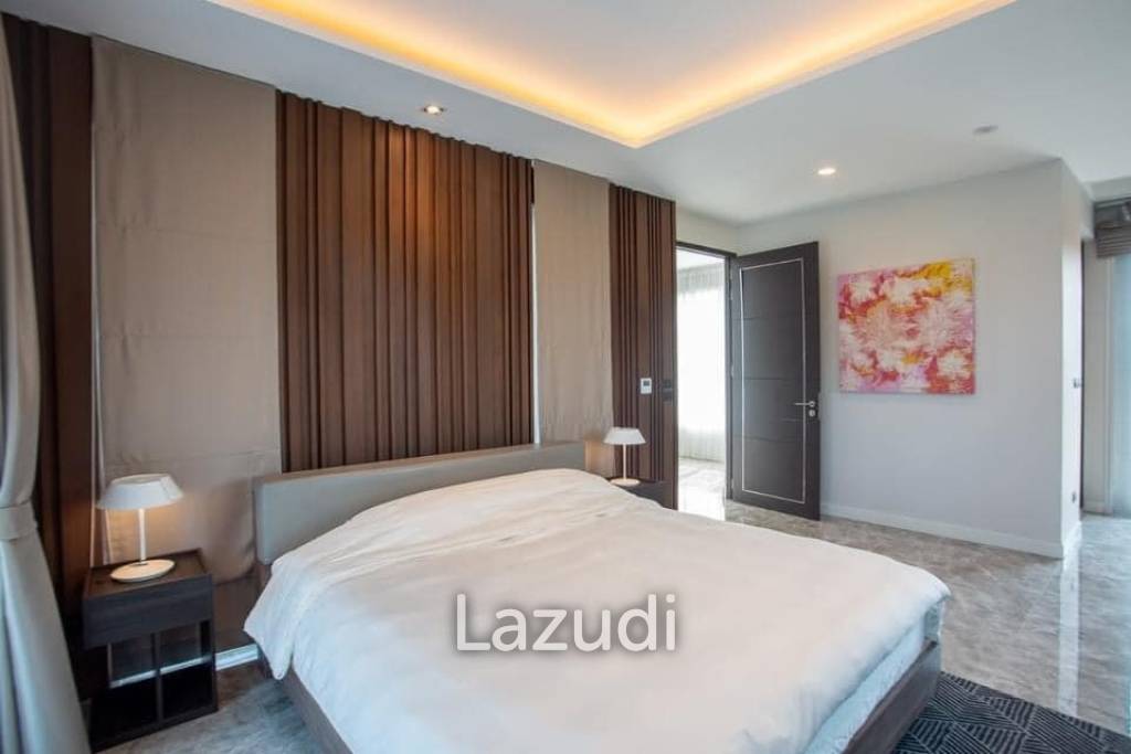Black Mountain : Luxurious stately villa in Hin Lek Fai