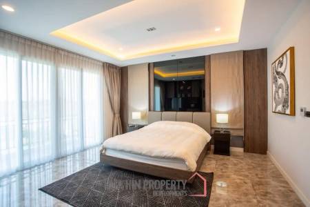 Black Mountain : Luxurious stately villa in Hin Lek Fai