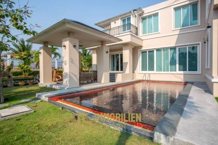 Black Mountain : Luxurious stately villa in Hin Lek Fai