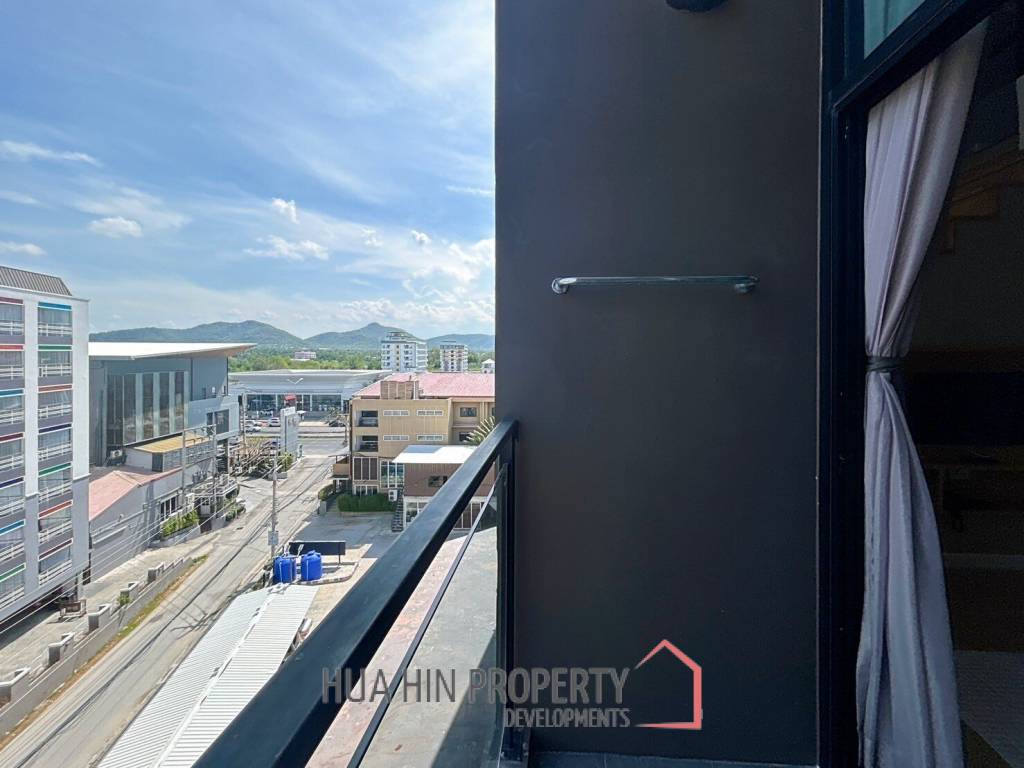Duplex 1 Bedroom Condo With Mountain And Sea Views