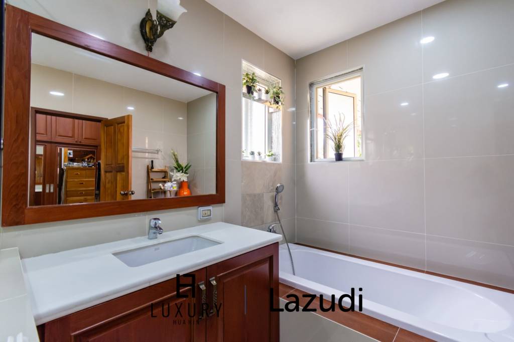 440 metro cuadrado 4 ` 3 Baño Villa de Venta