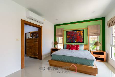 EMERALD HEIGHTS VILLAGE : 4 Bed pool villa with large covered terrace and open view