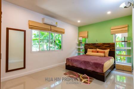EMERALD HEIGHTS VILLAGE : 4 Bed pool villa with large covered terrace and open view