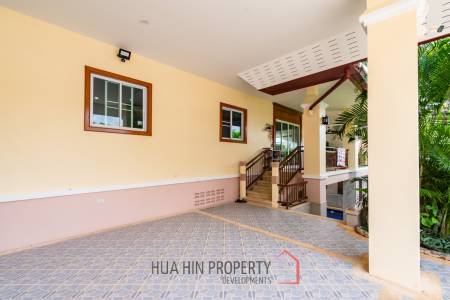EMERALD HEIGHTS VILLAGE : 4 Bed pool villa with large covered terrace and open view