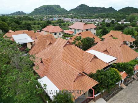 EMERALD HEIGHTS VILLAGE : 4 Bed pool villa with large covered terrace and open view