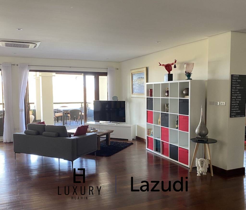 240 metro cuadrado 3 ` 3 Baño Condominio de Venta