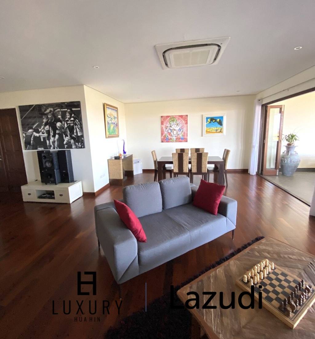 240 metro cuadrado 3 ` 3 Baño Condominio de Venta