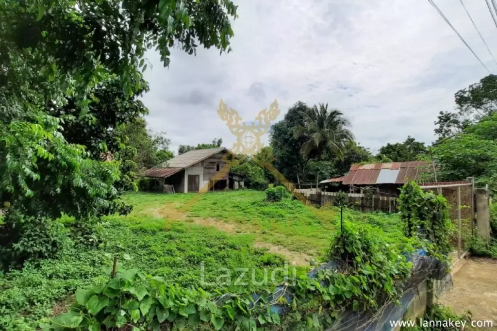 2 Rai of Land with 3 bedrooms House for Sale