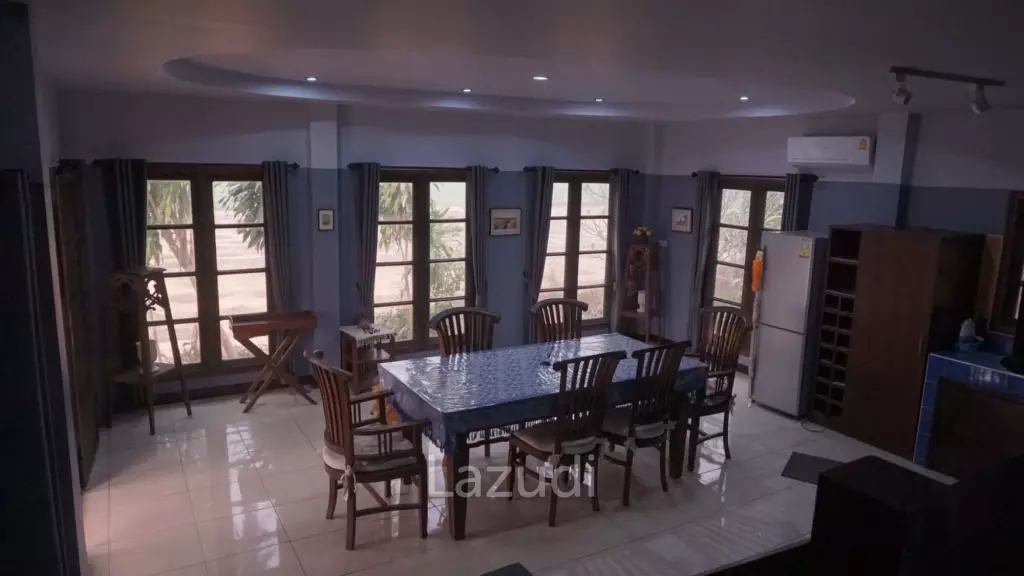 Foreign style house for rent